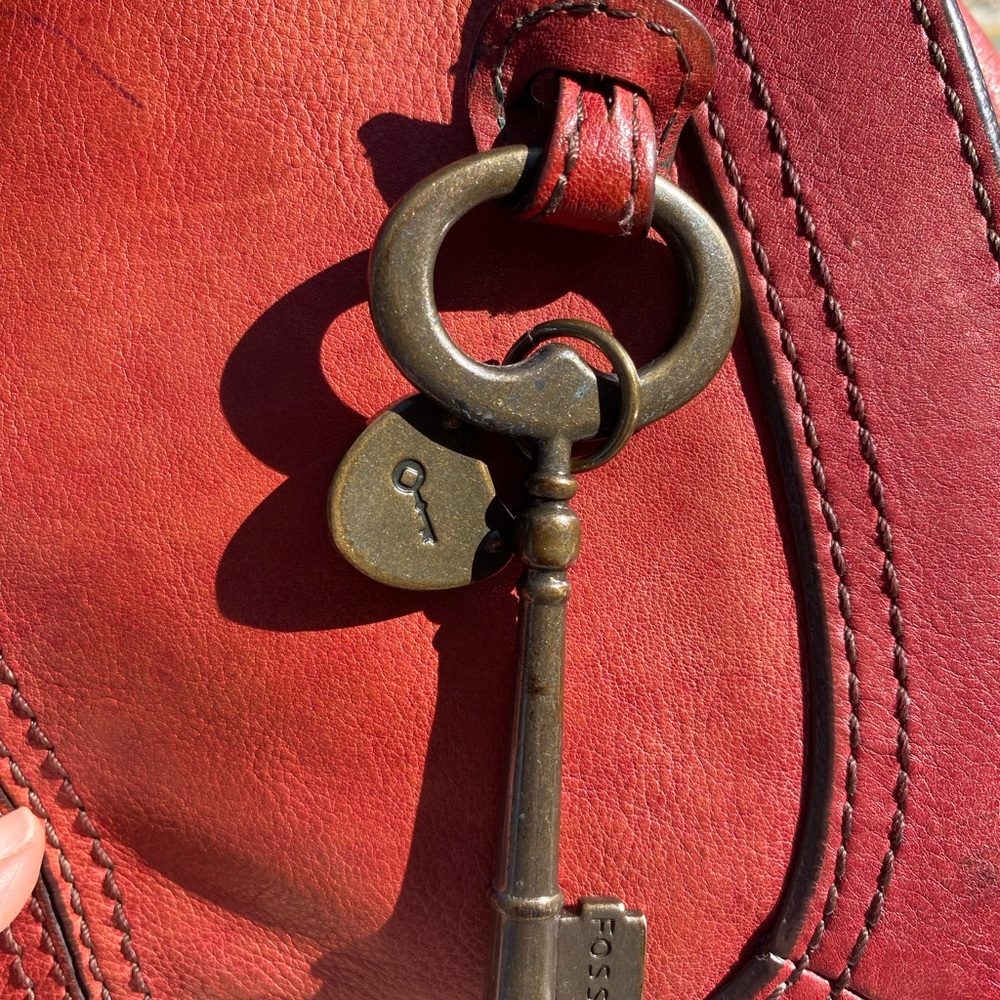 Fossil Long Live Vintage 1954 Red Leather Crossbody Bag - Picture 11 of 12